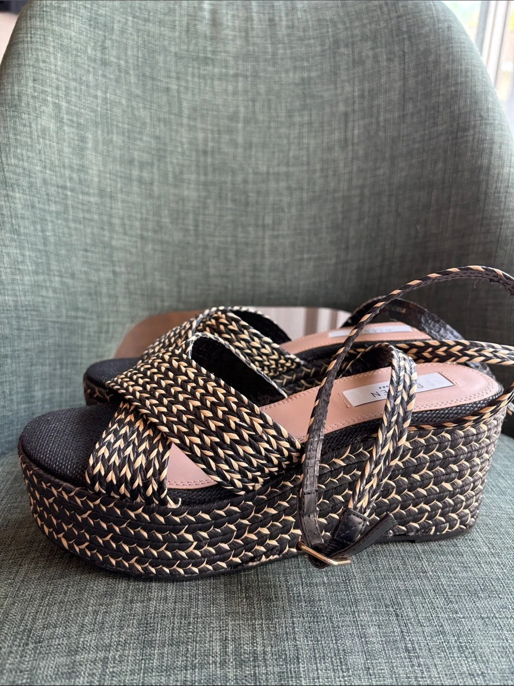 Steven women woven Black Natural tan Platform Sandals strappy resort 8.5 summer